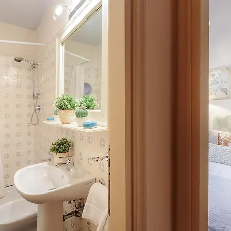 Apartamento Casa San Giovanni, Romantic With View Over A Church