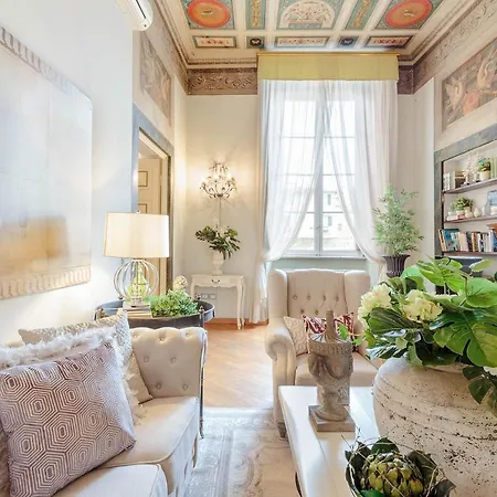 Casa San Giovanni, Romantic With View Over A Church Apartamento *
