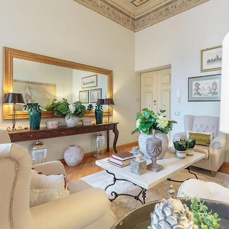Casa San Giovanni, Romantic With View Over A Church Apartamento
